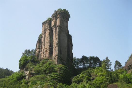 從九曲溪觀玉女峰