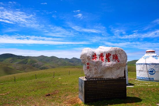 赏花寻味游古滇 南国山花卉庄园~千亩绣球花海,荷花盛典~大观楼荷花节