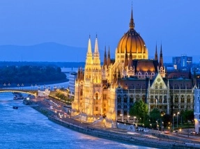CroisiEurope Cruises - MS Vivaldi 奧地利(維也納)、匈牙利(布達佩斯)、斯洛伐克(布拉迪斯拉)、 多瑙河、聖誕市集7天河船套票