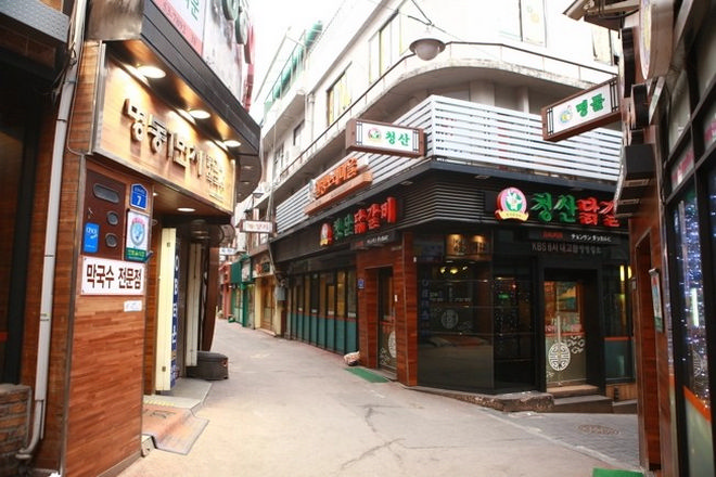 春川炒雞一條街