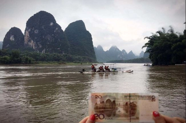 興坪灕江竹筏